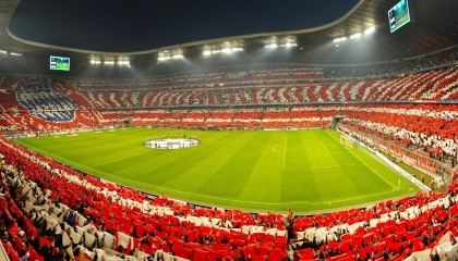 -《王者荣耀》赛事对移动互联网的普及：便捷性与社交性，王者荣耀赛事专用手机是哪一款