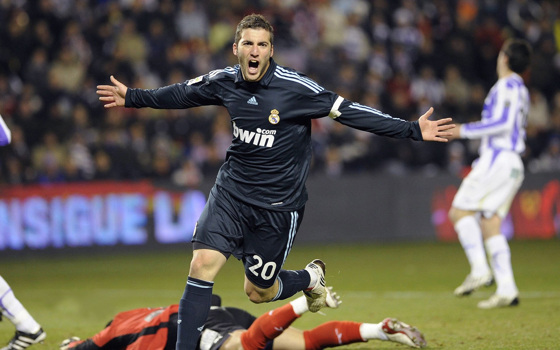 未来奇迹:联盟后起之秀崭露头角,一张图看懂未来联盟第一人, 现役第一人表示不服