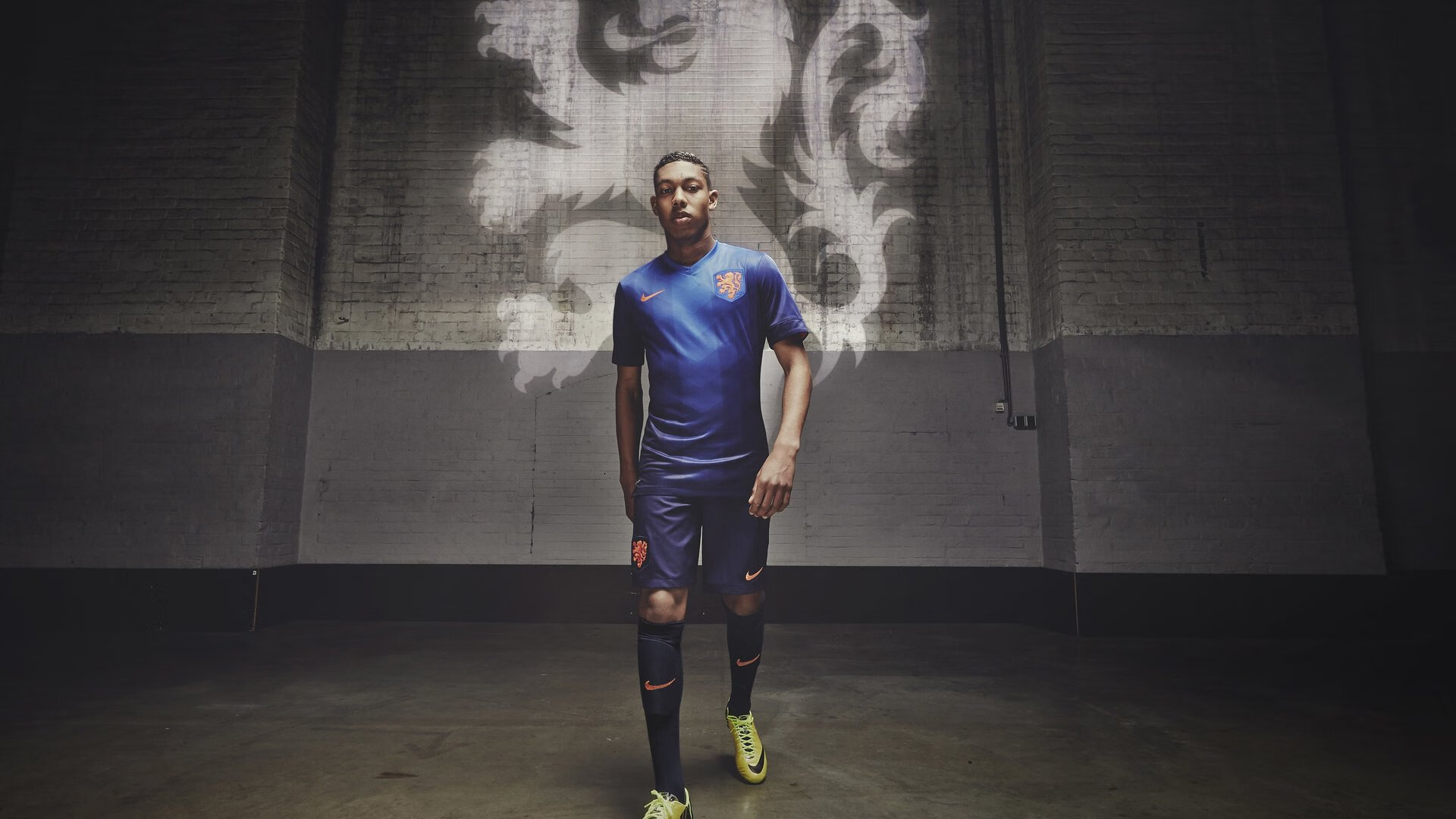 法甲球迷文化日益繁荣，现场氛围火爆，球迷网法甲