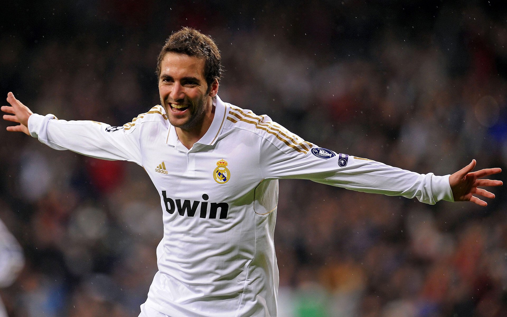 电竞产业投资持续升温，新兴战队纷纷成立，电竞新势力