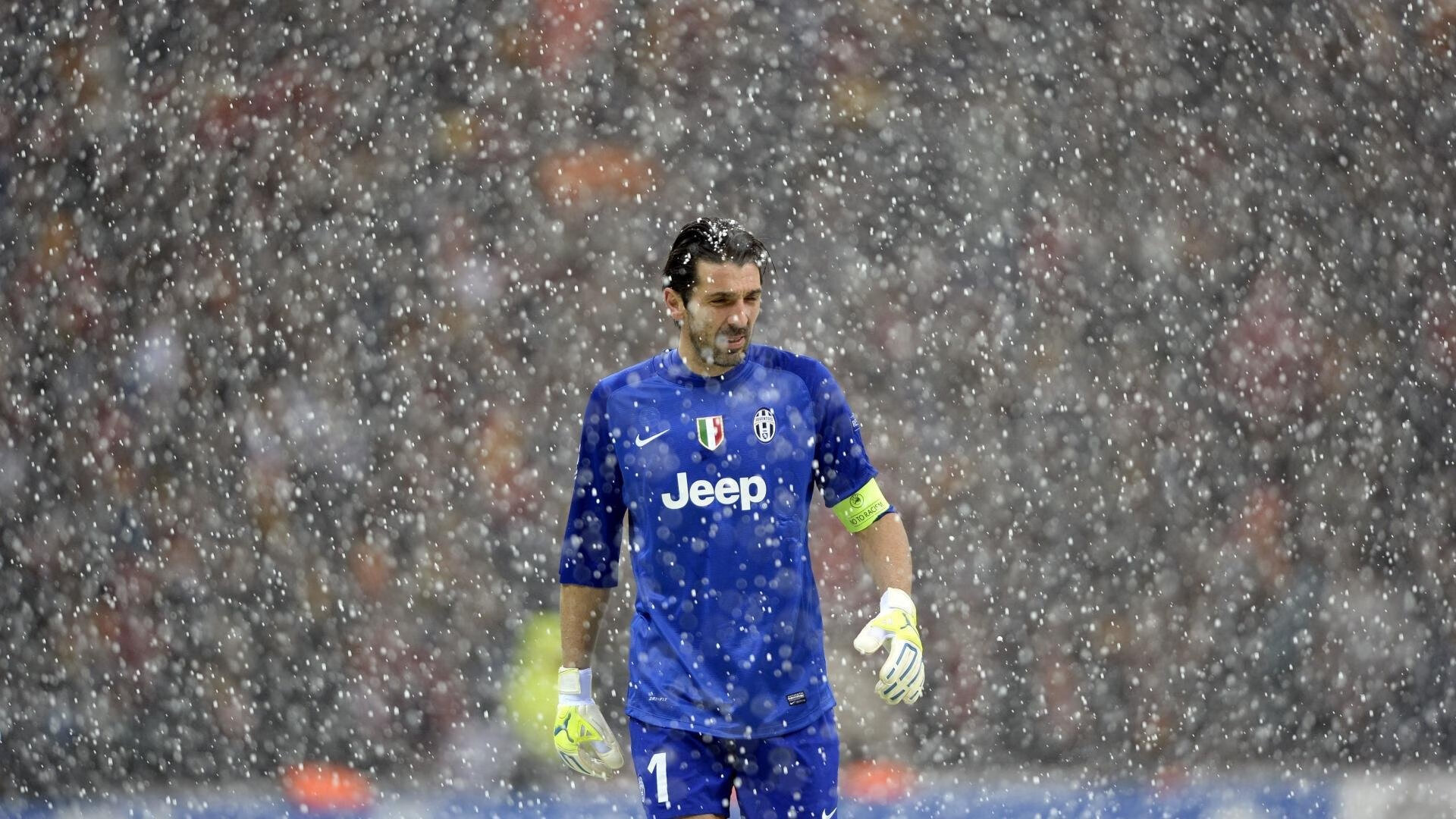 足球评论节目在短视频平台受到热捧，足球评论的app